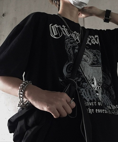 Theater code（シアターコード）の「▲cross dark design tee shirt / クロス ダークデザイン Tシャツ（Tシャツ/カットソー・メンズ・ブラック/ホワイト・2/3）」の5枚目の写真