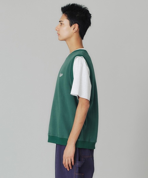 XLARGE（エクストララージ）の「V NECK SWEAT VEST（ベスト・メンズ・ブラック/グリーン/ネイビー・XL/L/M/S）」の8枚目の写真