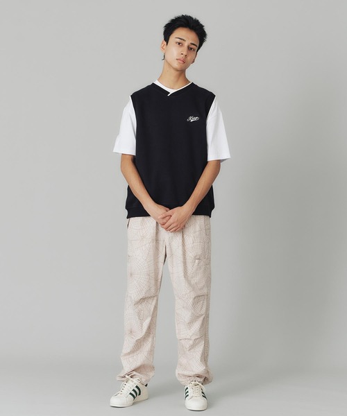 XLARGE（エクストララージ）の「V NECK SWEAT VEST（ベスト・メンズ・ブラック/グリーン/ネイビー・XL/L/M/S）」の12枚目の写真
