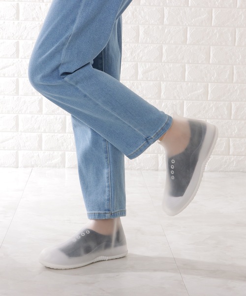 Lace Ladies（レースレディース）の「コンパクト シリコン レイン シューズ カバー（シューズ小物/雑貨・レディース・グレー/ホワイト・ 25/24/23）」の4枚目の写真