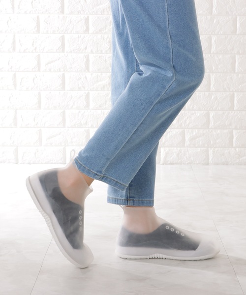 Lace Ladies（レースレディース）の「コンパクト シリコン レイン シューズ カバー（シューズ小物/雑貨・レディース・グレー/ホワイト・ 25/24/23）」の8枚目の写真