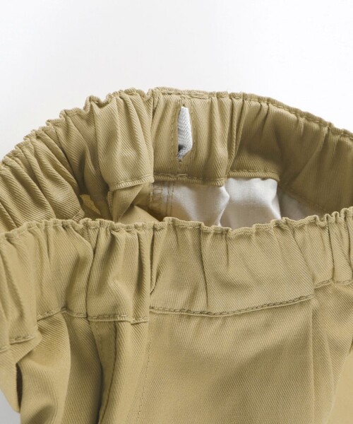 BRANSHES（ブランシェス）の「【きれいめ/テーパード】タックロングパンツ（その他パンツ・キッズ・ベージュ/キャメル・90/100/150/120/110/130/140）」の5枚目の写真