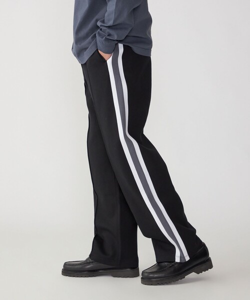 SHIPS（シップス）の「【WEB限定】SHIPS: ライン トラック パンツ（その他パンツ・メンズ・ベージュ/ネイビー/ブラック・SMALL/MEDIUM/LARGE）」の17枚目の写真