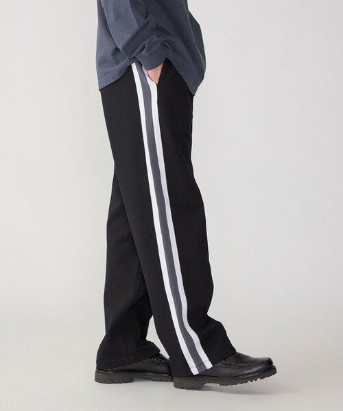 SHIPS（シップス）の「【WEB限定】SHIPS: ライン トラック パンツ（その他パンツ・メンズ・ベージュ/ネイビー/ブラック・SMALL/MEDIUM/LARGE）」の19枚目の写真