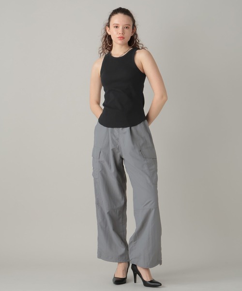 FOREVER 21（フォーエバー トゥエンティーワン）の「【2024SS】カップ付きアメスリタンク（タンクトップ・レディース・ホワイト/グリーン/ブラック・SMALL/MEDIUM）」の9枚目の写真