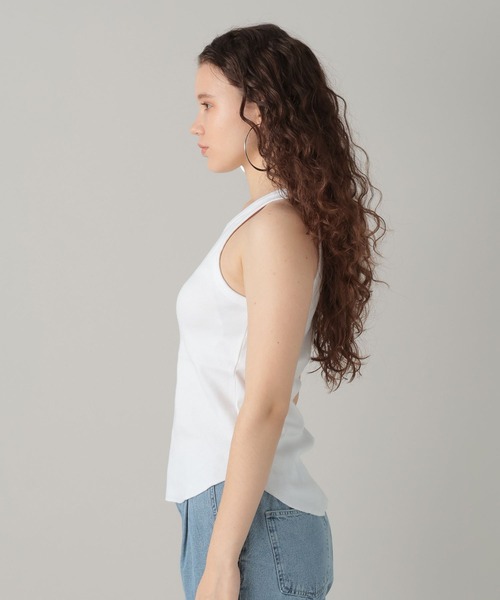 FOREVER 21（フォーエバー トゥエンティーワン）の「【2024SS】カップ付きアメスリタンク（タンクトップ・レディース・ホワイト/グリーン/ブラック・SMALL/MEDIUM）」の13枚目の写真