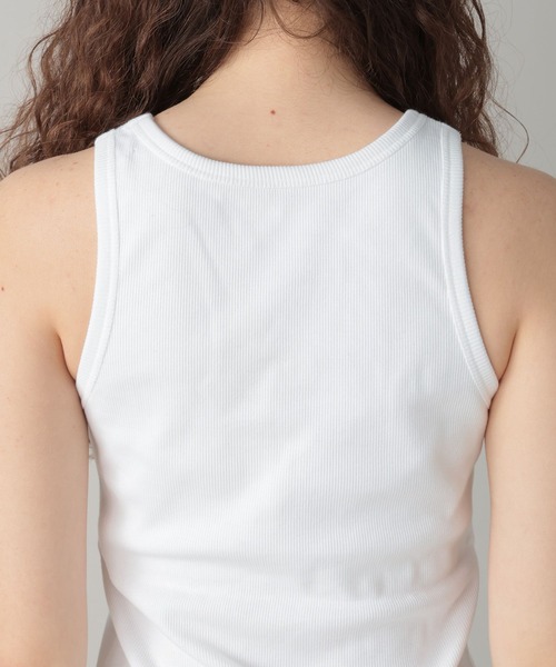 FOREVER 21（フォーエバー トゥエンティーワン）の「【2024SS】カップ付きアメスリタンク（タンクトップ・レディース・ホワイト/グリーン/ブラック・SMALL/MEDIUM）」の18枚目の写真