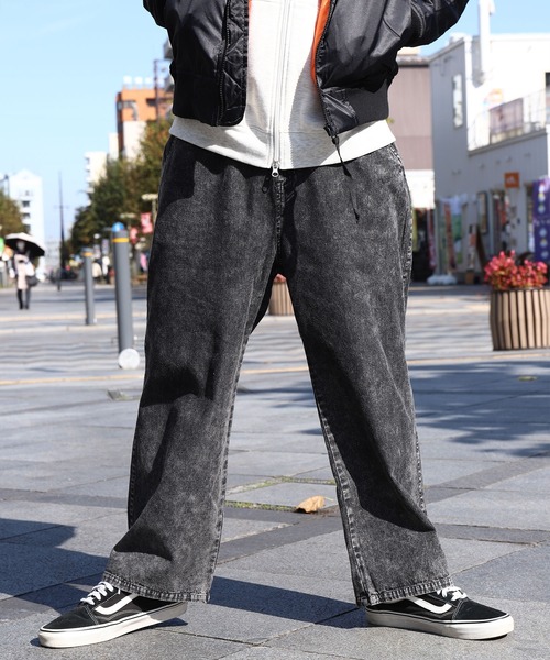 ZIP FIVE（ジップファイブ）の「【ZIP FIVE】 ヴィンテージライク ケミカル ウォッシュ デニム ストレート ワイドパンツ（デニムパンツ・メンズ・ブラック/ブルー・LARGE/MEDIUM）」の9枚目の写真