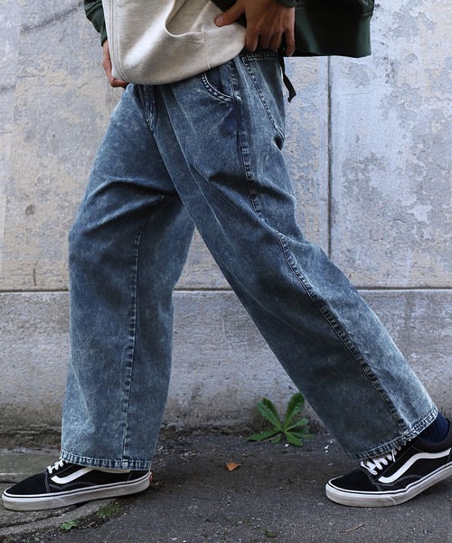 ZIP FIVE（ジップファイブ）の「【ZIP FIVE】 ヴィンテージライク ケミカル ウォッシュ デニム ストレート ワイドパンツ（デニムパンツ・メンズ・ブラック/ブルー・LARGE/MEDIUM）」の13枚目の写真