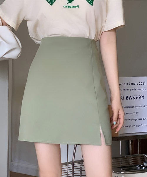 Mayree（メイリー）の「【Mayree】フロントスリットミニスカート（スカート・レディース・イエロー/ホワイト/テラコッタ/グリーン/ピンク/ブラック/カーキ/パープル・SMALL/MEDIUM/LARGE/X-LARGE）」の18枚目の写真