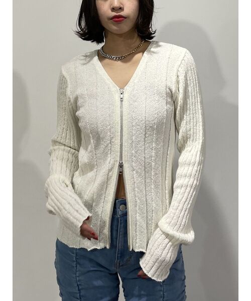 jouetie（ジュエティ）の「VネックダブルZIPカーデ（カーディガン/ボレロ・レディース・ブラック/オフホワイト/レッド・MEDIUM）」の12枚目の写真