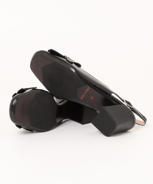 【INTER-CHAUSSURES】チェーンキルトバックバンドパンプス(I41300)