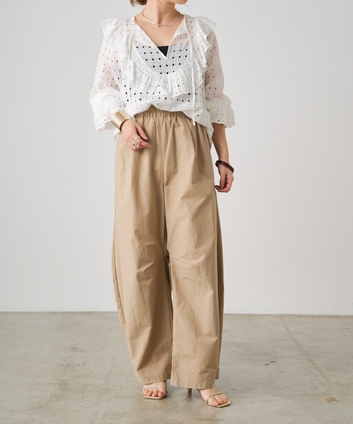 Omekashi（オメカシ）の「エンブロイダリーフリルブラウス（シャツ/ブラウス・レディース・オフホワイト/ブラック・FREE）」の10枚目の写真