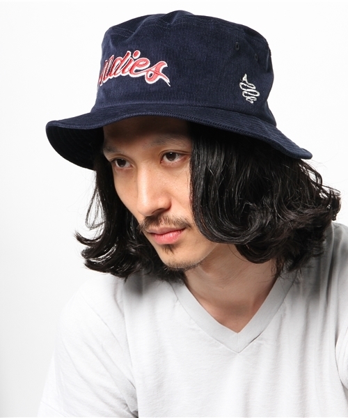 ALDIES（アールディーズ）の「Classic Hat ロゴ刺繍入りバケットハット（ハット・メンズ・ネイビー/ホワイト/ブラウン/グリーン・FREE）」の5枚目の写真