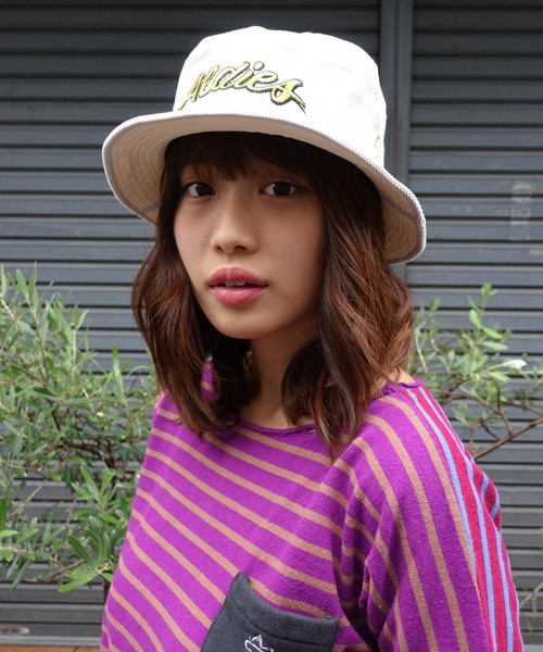 ALDIES（アールディーズ）の「Classic Hat ロゴ刺繍入りバケットハット（ハット・メンズ・ネイビー/ホワイト/ブラウン/グリーン・FREE）」の14枚目の写真