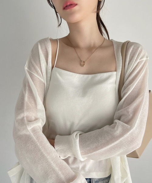 Ada.(エイダ)の「カップ付き バックオープン キャミソール(キャミソール・レディース・チャコール/ホワイト/ブラック/ライトベージュ・FREE)」の19枚目の写真