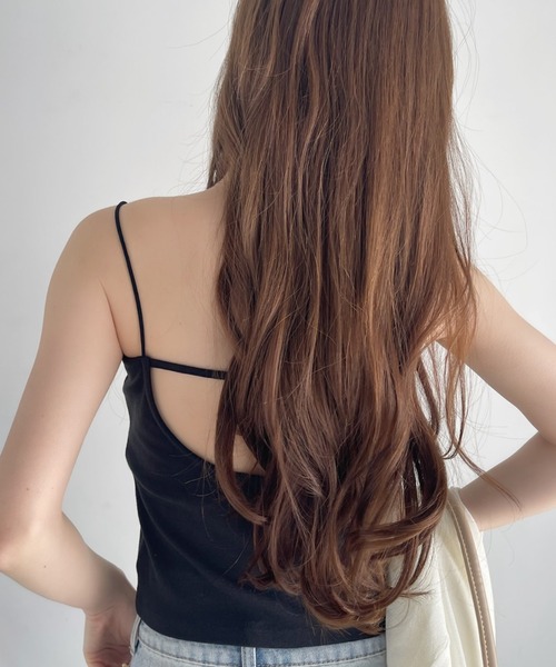 Ada.(エイダ)の「カップ付き バックオープン キャミソール(キャミソール・レディース・チャコール/ホワイト/ブラック/ライトベージュ・FREE)」の21枚目の写真