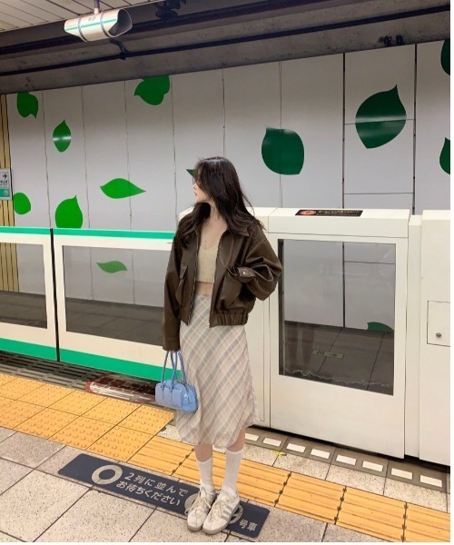 almo(アルモ)の「【LAMPOON】シフォンチェックスカート(スカート・レディース・ベージュ/グレー・MEDIUM/SMALL)」の14枚目の写真