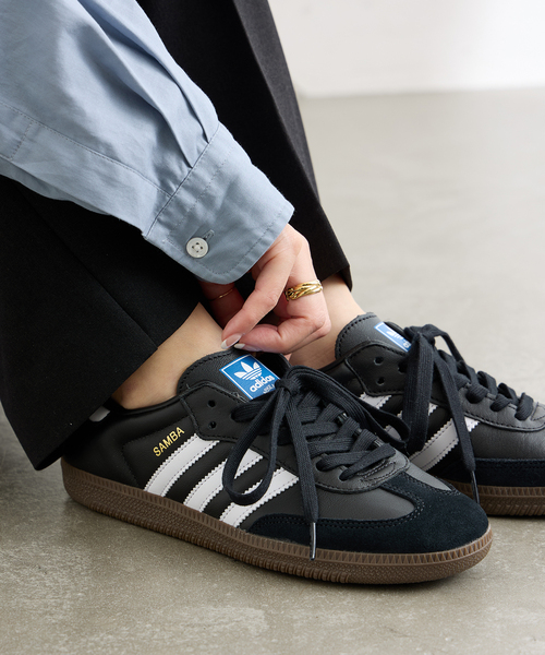 adidas（アディダス）の「《追加2》【ADIDAS/アディダス】SAMBA OG BSZ08（スニーカー・レディース・ホワイト/ブラック・23cm/23.5cm/24cm/24.5cm/25cm）」の3枚目の写真