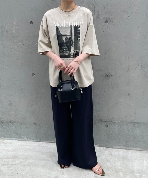 COLLAGE GALLARDAGALANTE(コラージュガリャルダガランテ)の「ゴムベルトリネンパンツ(スラックス・レディース・ベージュ/ネイビー/マスタード・FREE)」の4枚目の写真