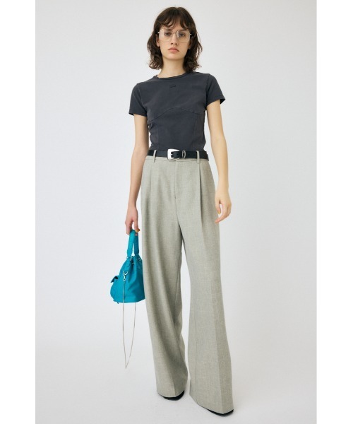 MOUSSY(マウジー)の「PIGMENT SWITCHING LOGO Tシャツ(Tシャツ/カットソー・レディース・ライトブラック/ホワイト/ライトピンク・FREE)」の5枚目の写真