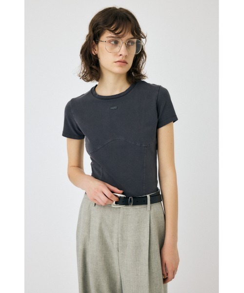 MOUSSY(マウジー)の「PIGMENT SWITCHING LOGO Tシャツ(Tシャツ/カットソー・レディース・ライトブラック/ホワイト/ライトピンク・FREE)」の8枚目の写真