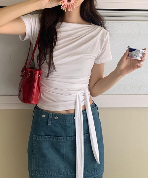 Adore 半袖トップス ウエストリボン付き　未使用タグつき Adore 半袖トップス ウエストリボン付き 未使用タグつき - メルカリ