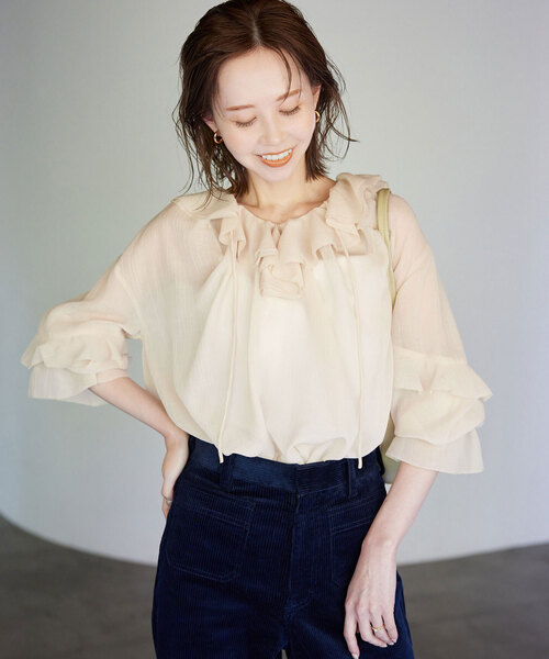 SLOBE IENA（スローブイエナ）の「フリルラッフルシアーブラウス