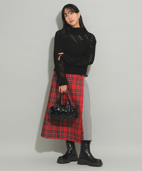 Ray BEAMS（レイビームス）の「透かし柄 ハイネック ニット（ニット/セーター・レディース・オフホワイト/ブラック・ONE SIZE）」の7枚目の写真