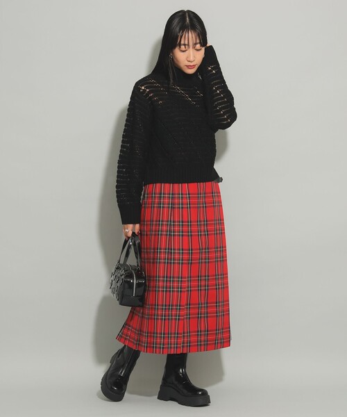 Ray BEAMS（レイビームス）の「透かし柄 ハイネック ニット（ニット/セーター・レディース・オフホワイト/ブラック・ONE SIZE）」の8枚目の写真