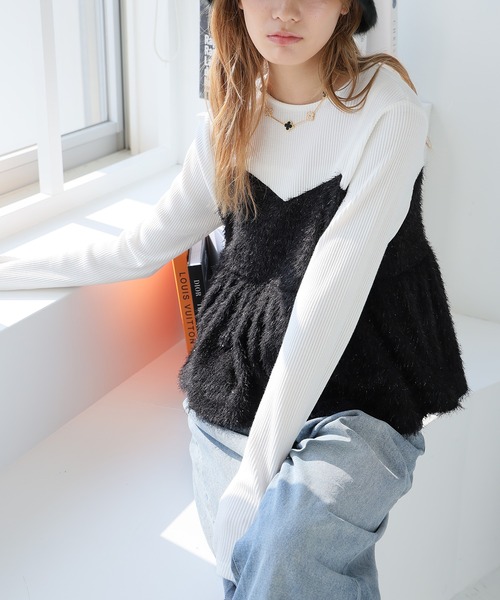 Girly Doll(ガーリードール)の「ドッキングペプラムトップス(Tシャツ/カットソー・レディース・グレー/ブラック・F)」の3枚目の写真