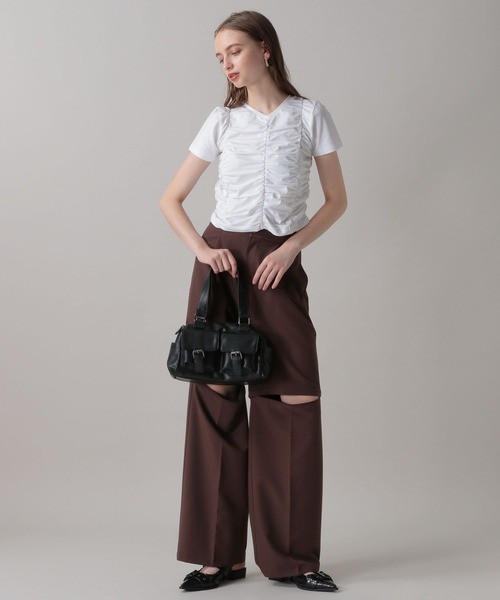 FOREVER 21（フォーエバー トゥエンティーワン）の「【2024FW】フロントシャーリングトップス（Tシャツ/カットソー・レディース・オフホワイト/ブラック・MEDIUM/SMALL）」の22枚目の写真