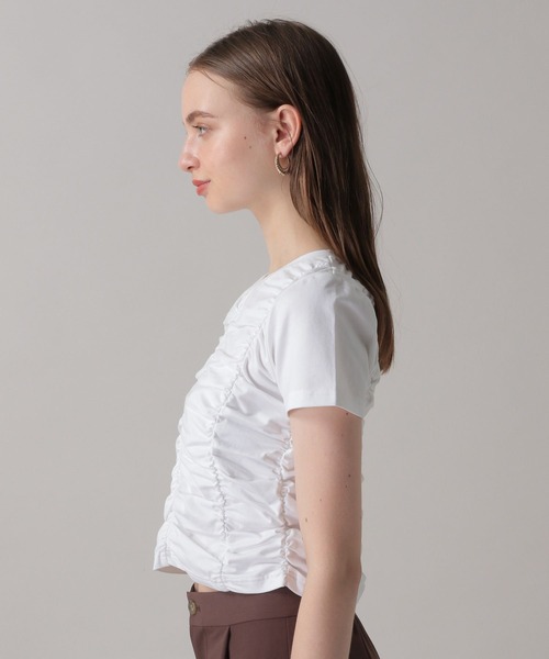 FOREVER 21（フォーエバー トゥエンティーワン）の「【2024FW】フロントシャーリングトップス（Tシャツ/カットソー・レディース・オフホワイト/ブラック・MEDIUM/SMALL）」の16枚目の写真