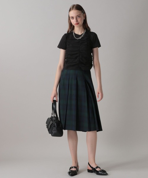 FOREVER 21（フォーエバー トゥエンティーワン）の「【2024FW】フロントシャーリングトップス（Tシャツ/カットソー・レディース・オフホワイト/ブラック・MEDIUM/SMALL）」の7枚目の写真