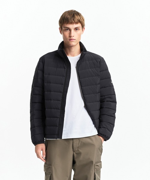AIGLE(エーグル)の「撥水 スタンドネック ダックダウンジャケット T-KIT対応 / パファージャケット(ダウンジャケット/コート・メンズ・レッド/ブラック/ダークネイビー・L/M/S/XS/XL)」の16枚目の写真
