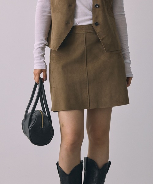BABYLONE（バビロン）の「スウェードミニスカート（スカート・レディース・ベージュ・フリー）」の6枚目の写真