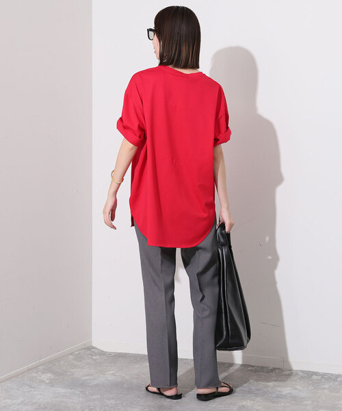 SLOBE IENA(スローブイエナ)の「ラウンドヘムTシャツ(Tシャツ/カットソー・レディース・ブラック/ホワイト/レッド・FREE)」の21枚目の写真