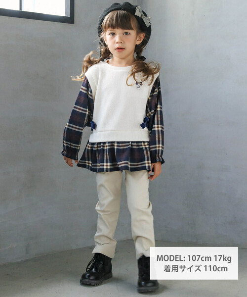 SLAP SLIP（スラップスリップ）の「【お揃い】サイドリボン裾スリットベストドッキングチェック柄トップス(80~130cm)（シャツ/ブラウス・キッズ・ベージュ/オフホワイト・130cm/110cm/90cm/80ｃｍ/120cm/100cm）」の3枚目の写真