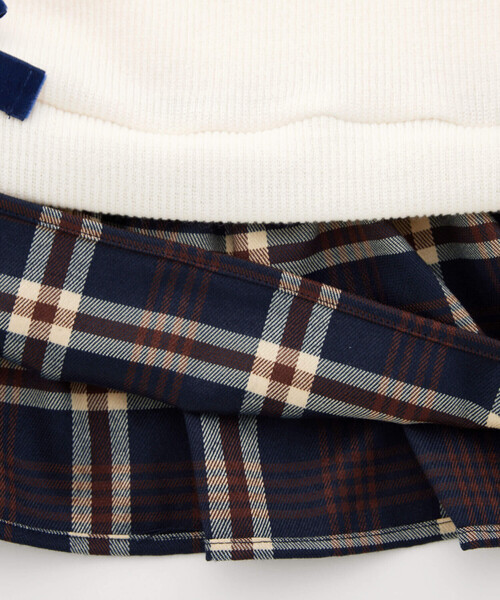 SLAP SLIP（スラップスリップ）の「【お揃い】サイドリボン裾スリットベストドッキングチェック柄トップス(80~130cm)（シャツ/ブラウス・キッズ・ベージュ/オフホワイト・130cm/110cm/90cm/80ｃｍ/120cm/100cm）」の11枚目の写真