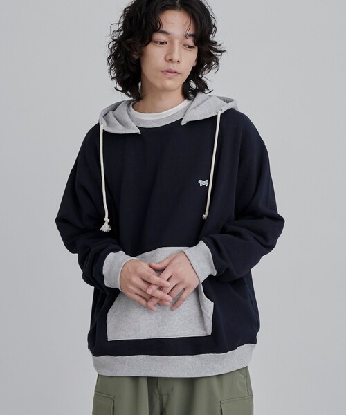 PENNEYS(ぺニーズ)の「Penneys(ぺニーズ)別注バイカラースウェットフーディー(パーカー・メンズ・ナチュラル/ネイビー・L/M)」の17枚目の写真