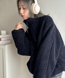 存在感抜群。ジャガード柄オーバーサイズボアブルゾン(花柄と無地カラーネップ展開)