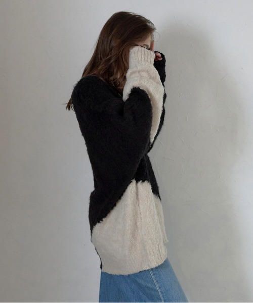 MINERTE（ミネルテ）の「【MINERTE】loop yarn intarsia V neck pullover / ブークレインターシャVネックプルオーバー（ニット/セーター・レディース・ブラック/チャコールグレー・FREE）」の7枚目の写真