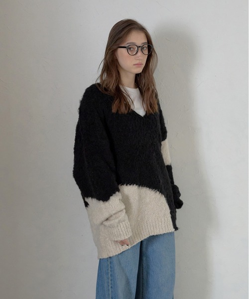 MINERTE（ミネルテ）の「【MINERTE】loop yarn intarsia V neck pullover / ブークレインターシャVネックプルオーバー（ニット/セーター・レディース・ブラック/チャコールグレー・FREE）」の13枚目の写真