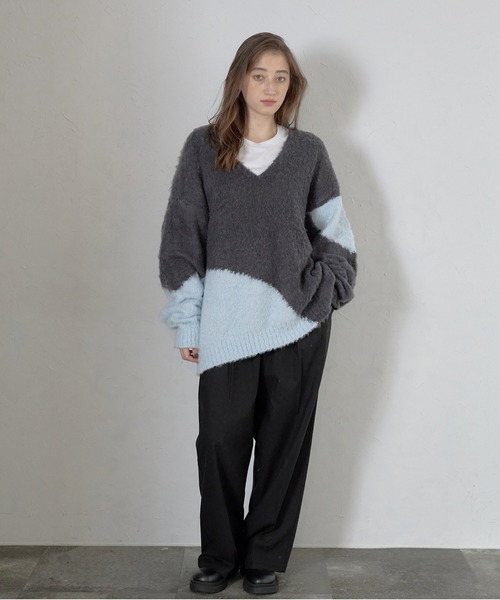 MINERTE（ミネルテ）の「【MINERTE】loop yarn intarsia V neck pullover / ブークレインターシャVネックプルオーバー（ニット/セーター・レディース・ブラック/チャコールグレー・FREE）」の17枚目の写真