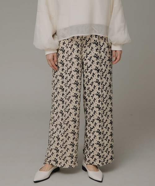 URBAN RESEARCH Sonny Label（アーバンリサーチサニーレーベル）の「フロッキーイージーパンツ（その他パンツ・レディース・ブラック/ブラウン/アイボリー・FREE）」の2枚目の写真