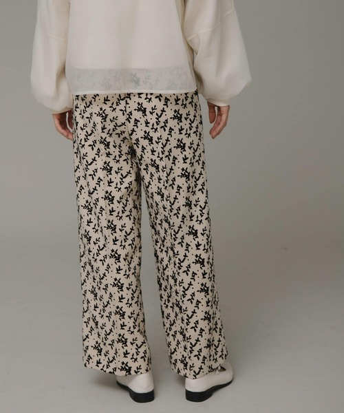 URBAN RESEARCH Sonny Label（アーバンリサーチサニーレーベル）の「フロッキーイージーパンツ（その他パンツ・レディース・ブラック/ブラウン/アイボリー・FREE）」の6枚目の写真