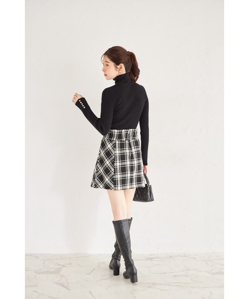 tocco closet（トッコ　クローゼット）の「【ZOZO限定】インナーパンツ付きサイドバイヤスAラインチェックミニスカート（スカート・レディース・ブラック/オフホワイト・M）」の12枚目の写真