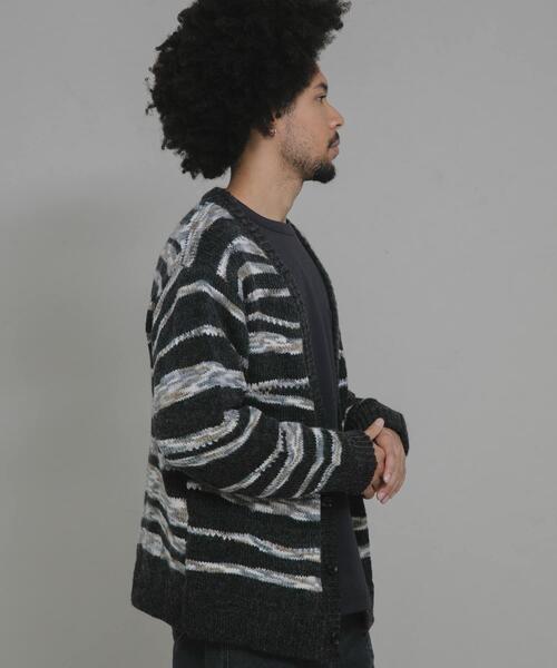 URBAN RESEARCH Sonny Label(アーバンリサーチサニーレーベル)の「ウール混スペースダイニットカーディガン(カーディガン/ボレロ・メンズ・ブラック系その他/ブルー系その他/ベージュ系その他・MEDIUM/LARGE)」の5枚目の写真