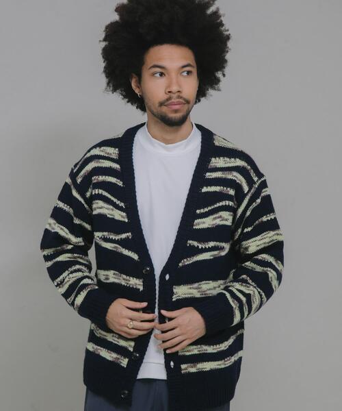 URBAN RESEARCH Sonny Label(アーバンリサーチサニーレーベル)の「ウール混スペースダイニットカーディガン(カーディガン/ボレロ・メンズ・ブラック系その他/ブルー系その他/ベージュ系その他・MEDIUM/LARGE)」の12枚目の写真