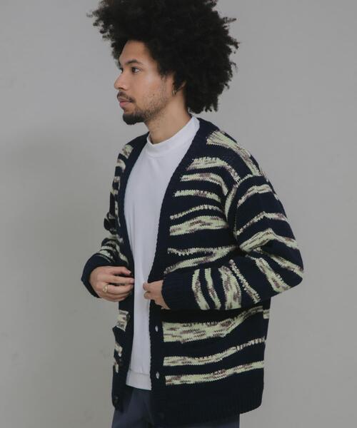 URBAN RESEARCH Sonny Label(アーバンリサーチサニーレーベル)の「ウール混スペースダイニットカーディガン(カーディガン/ボレロ・メンズ・ブラック系その他/ブルー系その他/ベージュ系その他・MEDIUM/LARGE)」の13枚目の写真